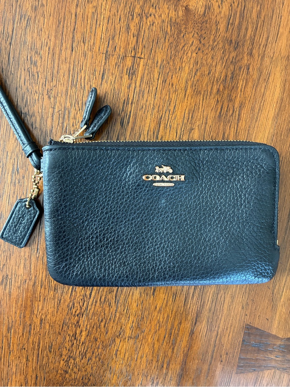 Coach Double Corner Zip Wristlet Black
Style No. C6649